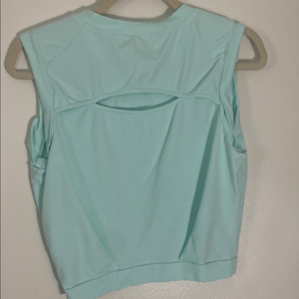 Green Muscle Tee Crop Top Fitted - Picture 4 of 4